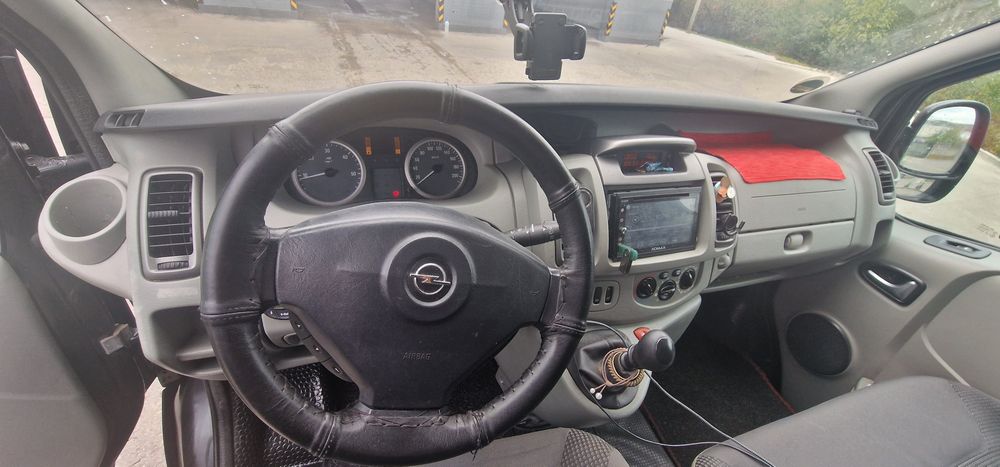 Vand Opel Vivaro 2.0 anul 2008