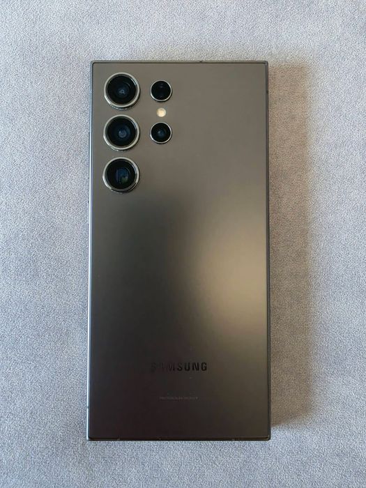 Samsung S24 ULTRA de 256 GB si 12 GB RAM cu Garantie