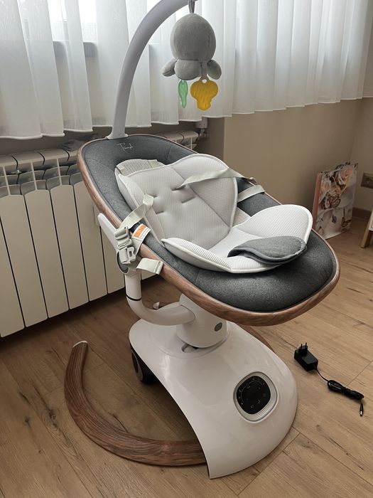 Бебешка електрическа люлка Cangaroo Triumph КАТО НОВА!!!