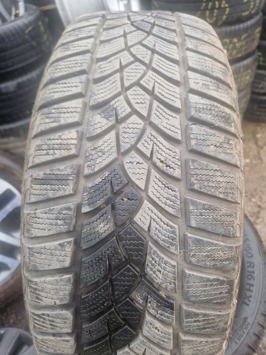 Anvelope  215 55 R16 de vară /  215 60 R16 iarnă