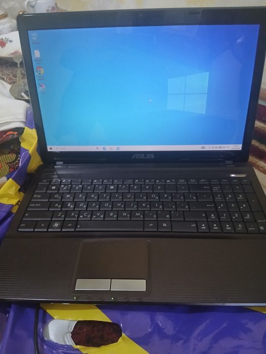 Ноутбук ASUS и TOSHIBA б/у, в рабочем состоянии