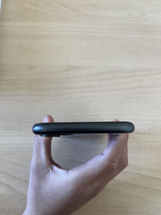 Iphone 11 84% акб