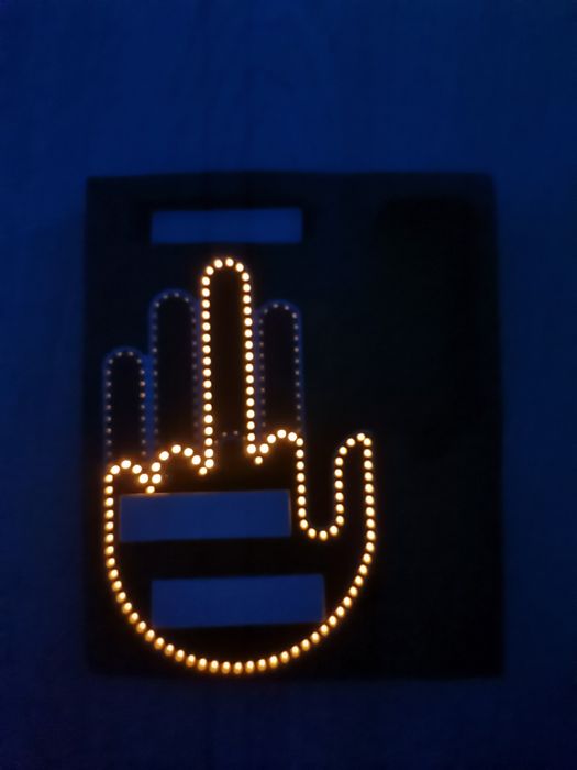 Mana led pentru luneta, căști, huse volan, huse schimbător, cablu rgb