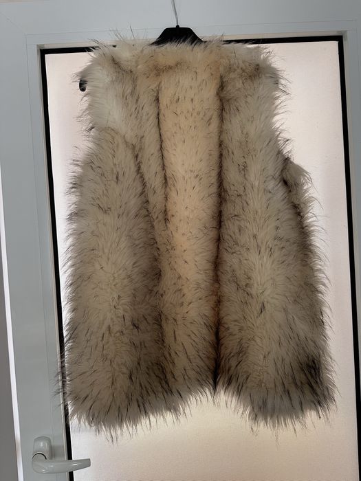 Пухен дамски елек