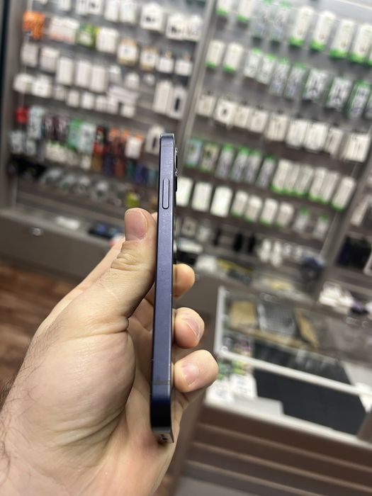 iPhone 12/128GB/Black