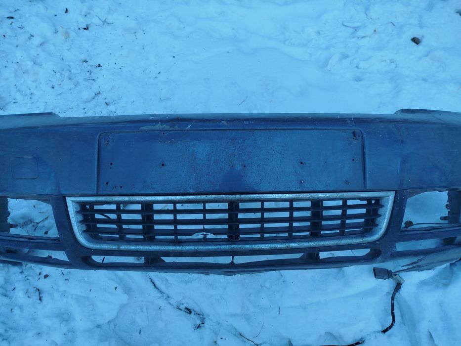 Продам передний бампер Ауди А4 б6