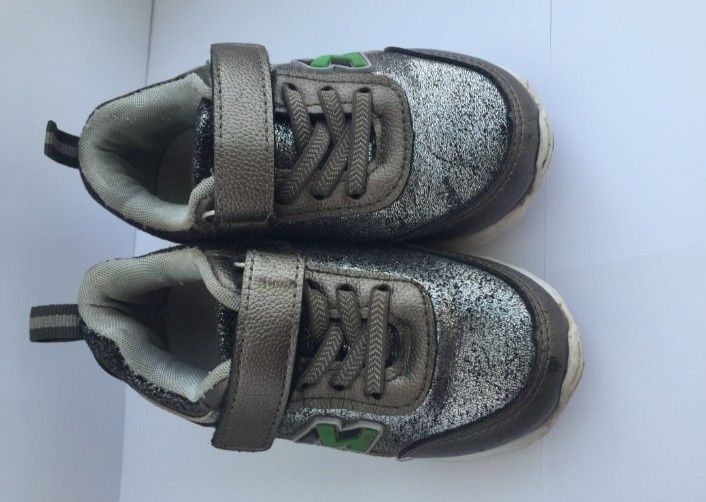 Кроссовки 25 размер