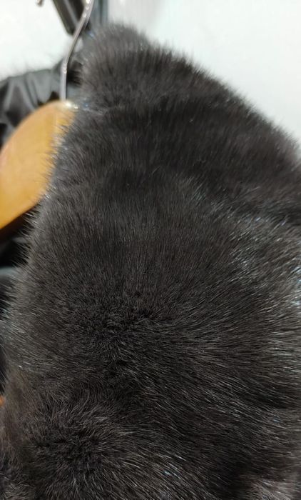 Продам женскую куртку