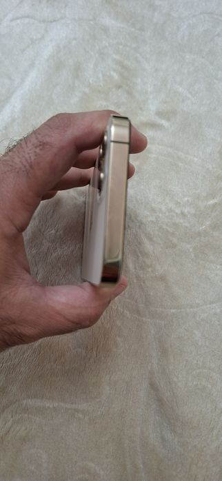 Продам iPhone 12 pro