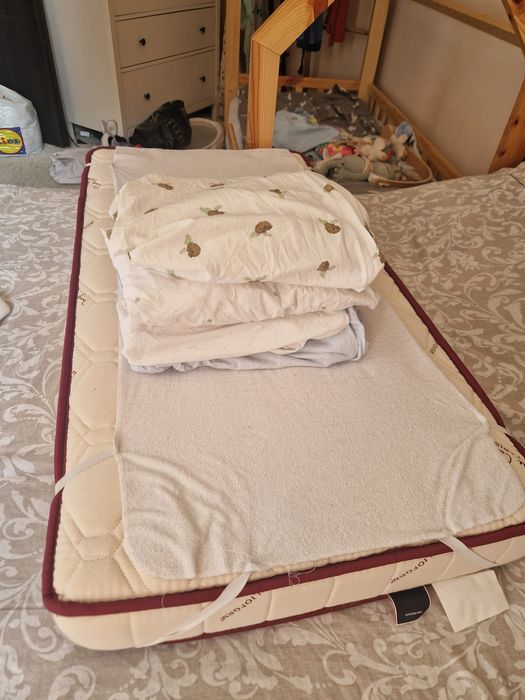 Бебешка дървена кошара 60x120 см + матрак Pierre Cardin