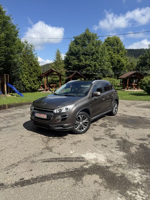 Peugeot 4008 numere rosii valabile full dotari Mitsubishi Asx 4x4 1.8 did 150cp panoramic