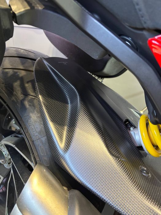 Ducati Diavel V4 2025 |