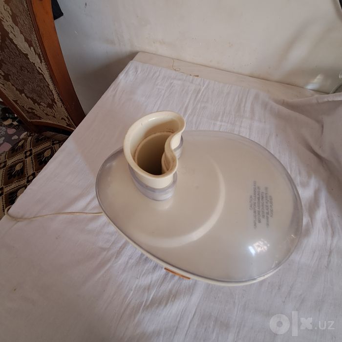 Соковыжемалка нормальном состояни цен.50.000сум