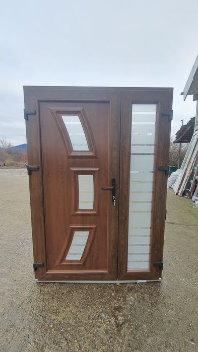 Usa dubla termopan nuc disponibil pe stoc depozit