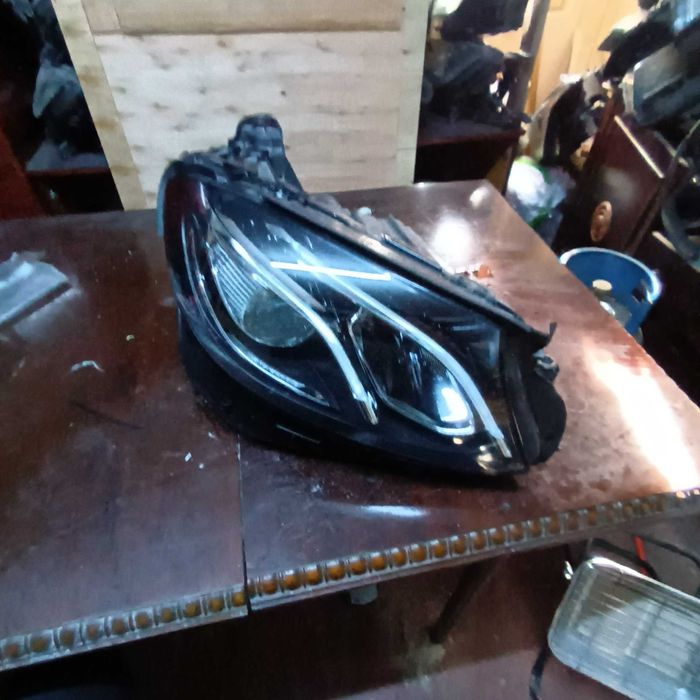 Far Dreapta Mercedes Eclass w213 led A2139066601kz