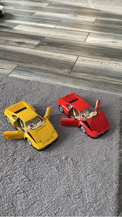 Lot 2 Machete Ferrari 348 Burago 1:18 an 1989
