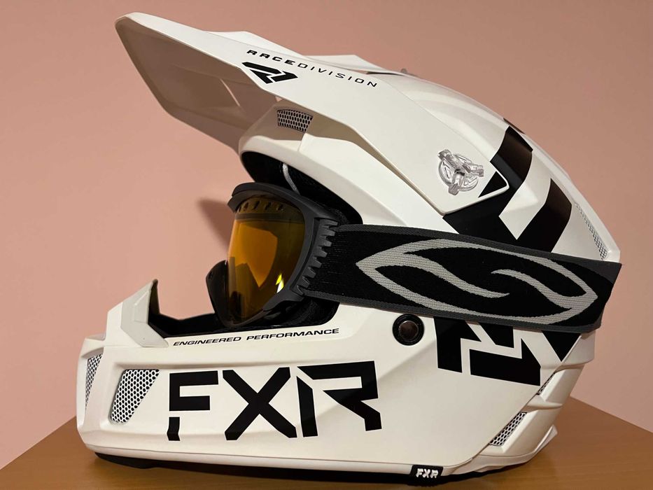 Каска за Мотокрос FXR Clutch Evo