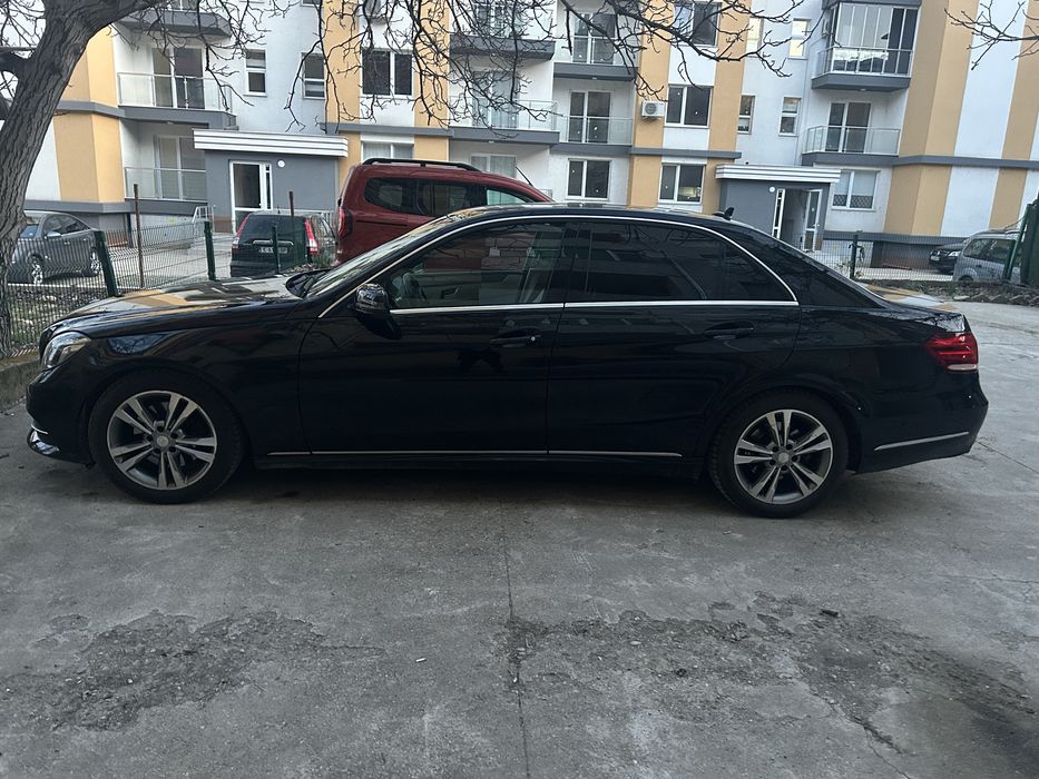 Mercedes  E300 . blutec