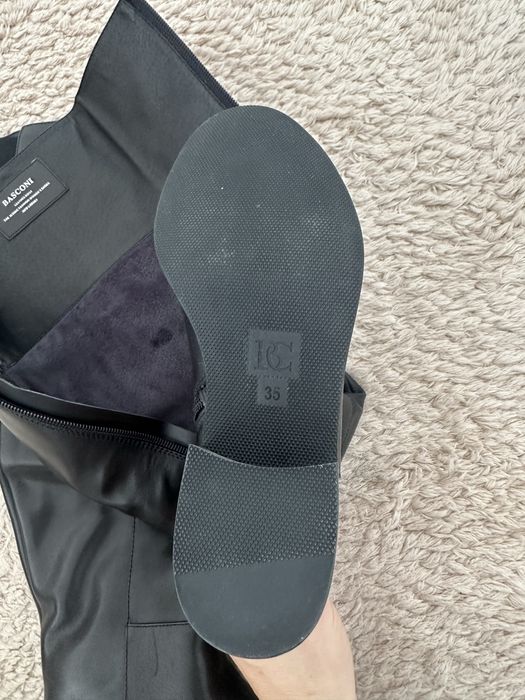 Продам новые сапоги  BASCONI