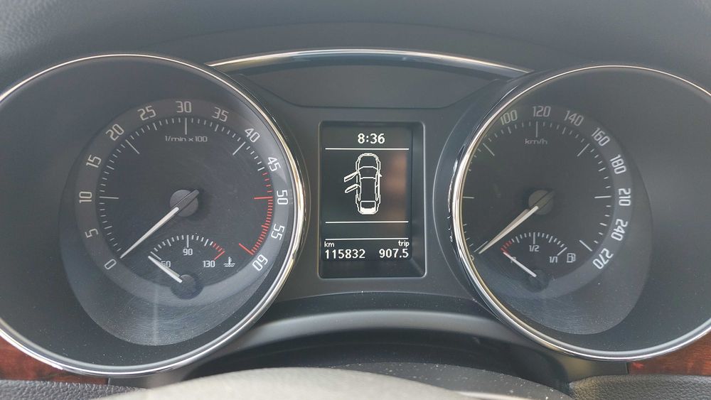 SKODA Superb 2009 — imagine 4