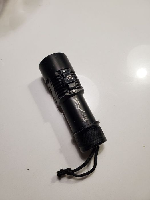 Фенер за подводен риболов гмуркане