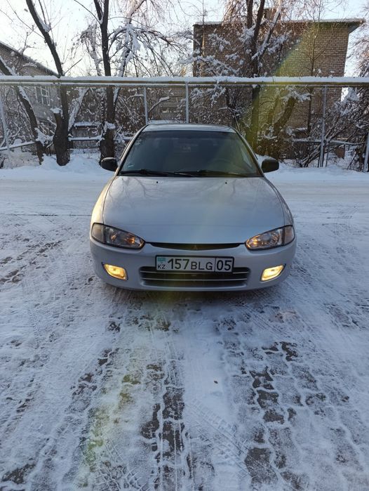 Продам Митсубиси Кольт автомат