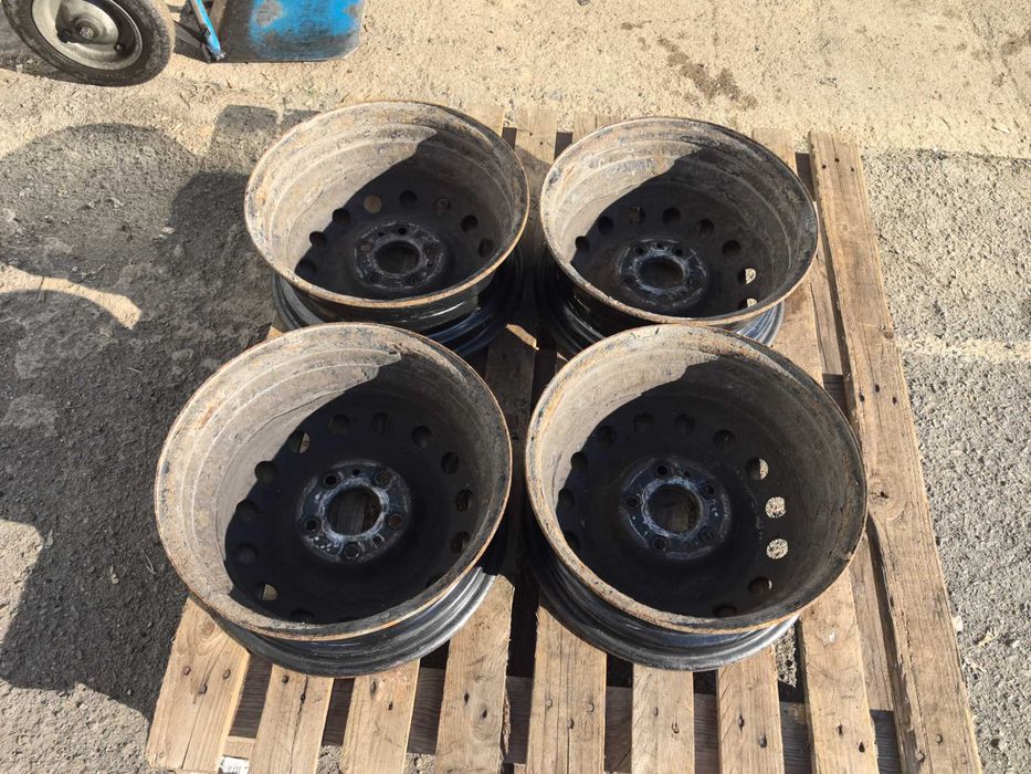 15 цола 5 х 114,3 мм Хюндай / КИЯ / Мазда / Митсубиши - 6 Инча / ЕТ 48