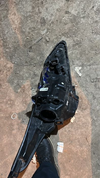 Продам фару от киа