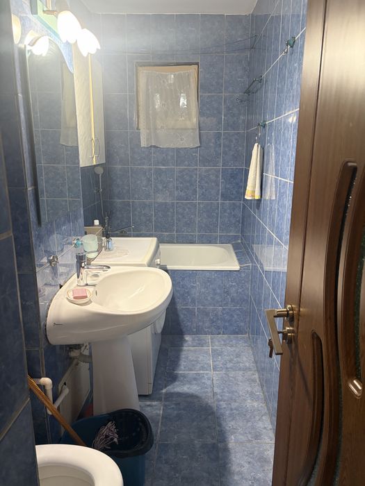 Apartament 3 camere parter Cv Noua