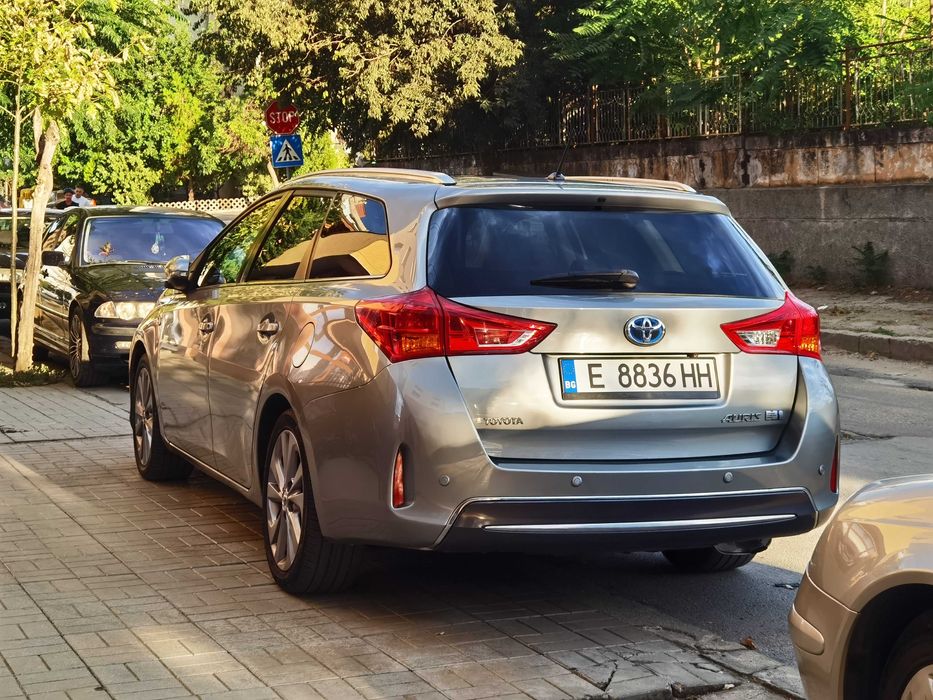Toyota auris led стопове