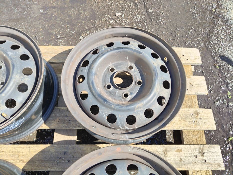 15 цола 5 х 114,3 мм Хюндай - 6 Инча / ЕТ 46