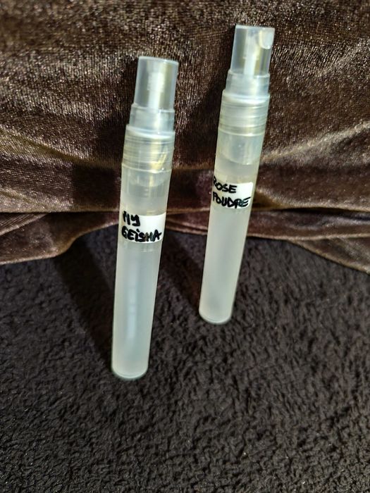 My Geysha Rose Poudre