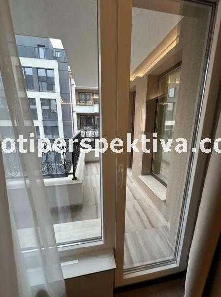 Продава се Тристаен апартамент в Пловдив, Христо Смирненски - 107 кв.м за 1734 €/кв.м - Снимка #11