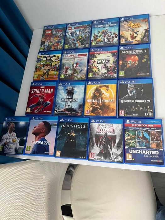 Vand Jocuri PS4 in stare buna