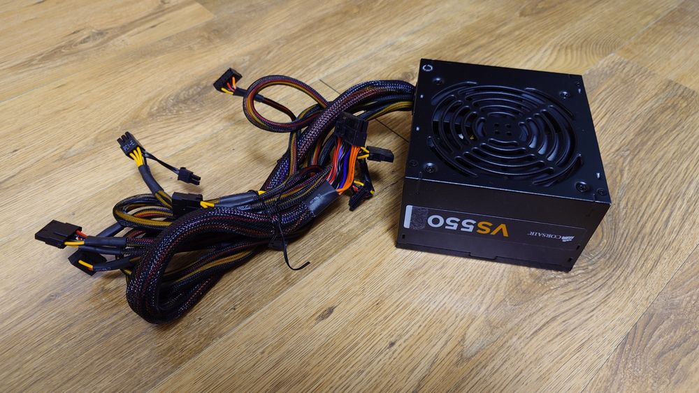 Sursa Corsair VS550, 80+ , 550W, ATX