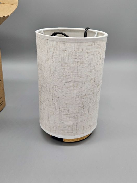 Нощна настолна лампа Suright TL600-WH с touch управление, USB-A и USB-C, E27 крушка