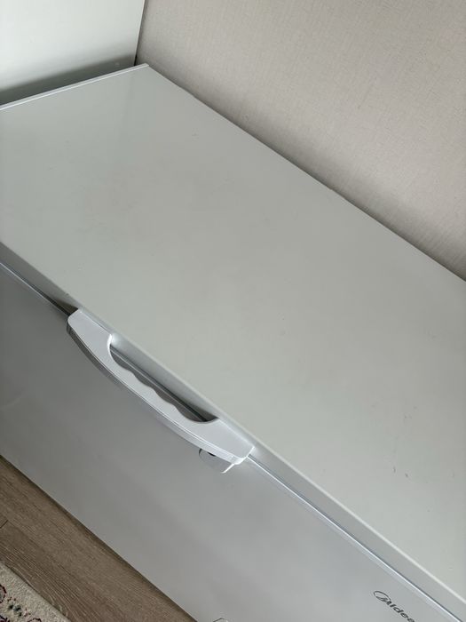 Морозильник Midea