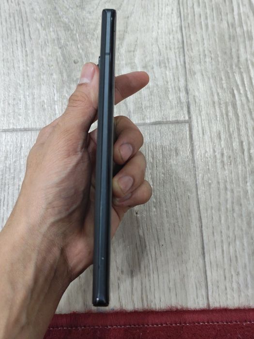 Motorola edge 30 ultra 12/256