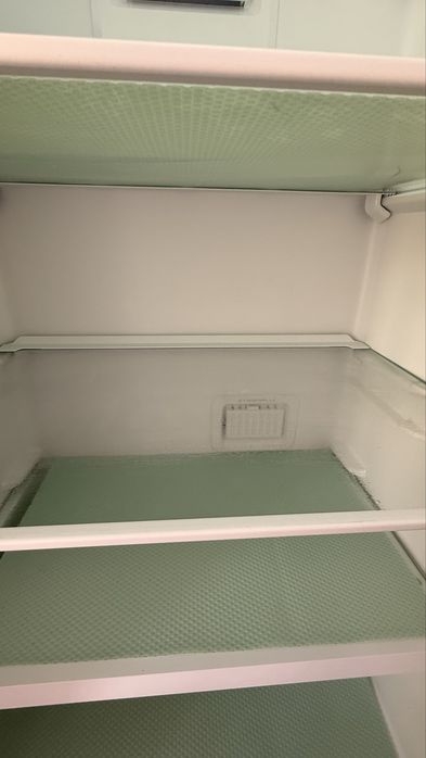 Холодильник продается