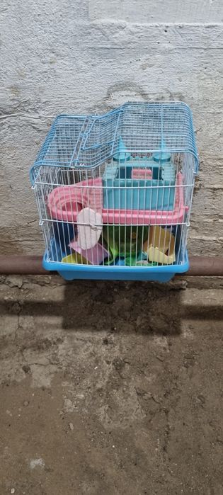 Продам клетку 2 шт