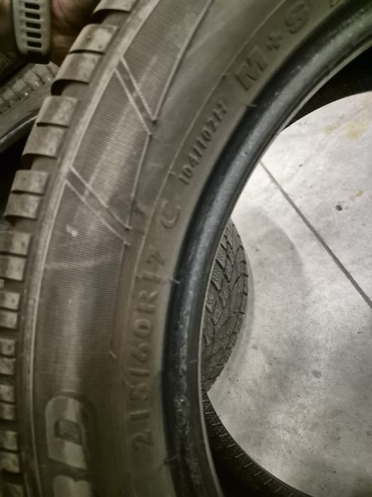 2 anvelope iarna Dunlop 215 60 17 C ca și noi // Dot 2025
