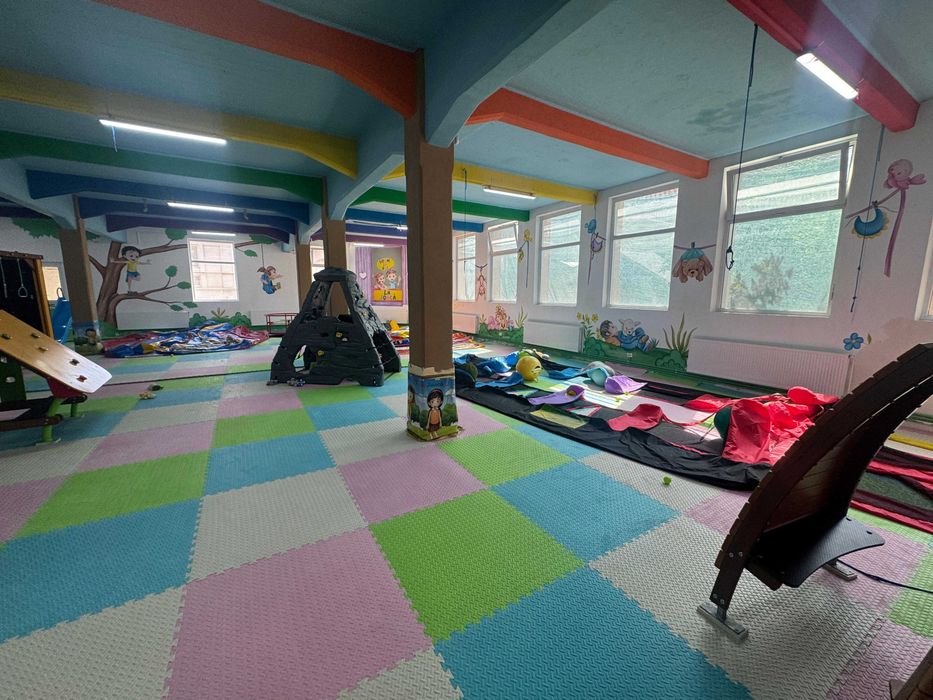 Inchiriez Hala pretabila AfterSChool, Spatiu de Joaca