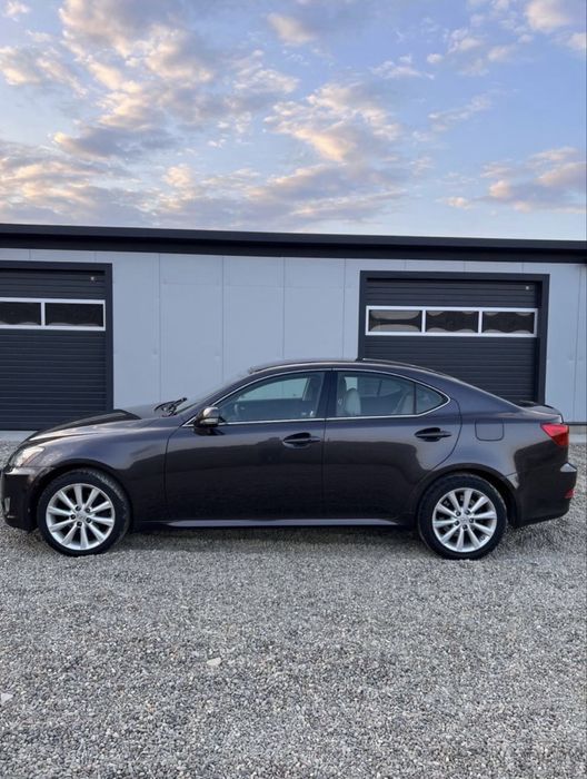 Lexus IS 220 diesel, 2011