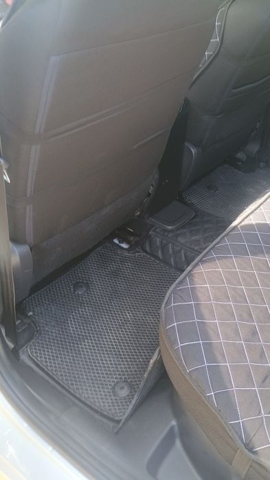 Автомашина лада веста