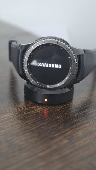 Vand Smartwatch SAMSUNG Gear S3 Frontier