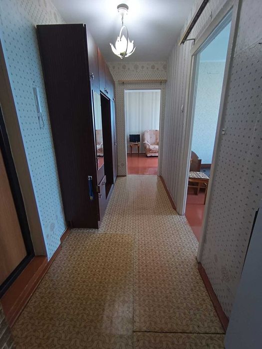 Продам 2ком квартиру Район 8й школы
