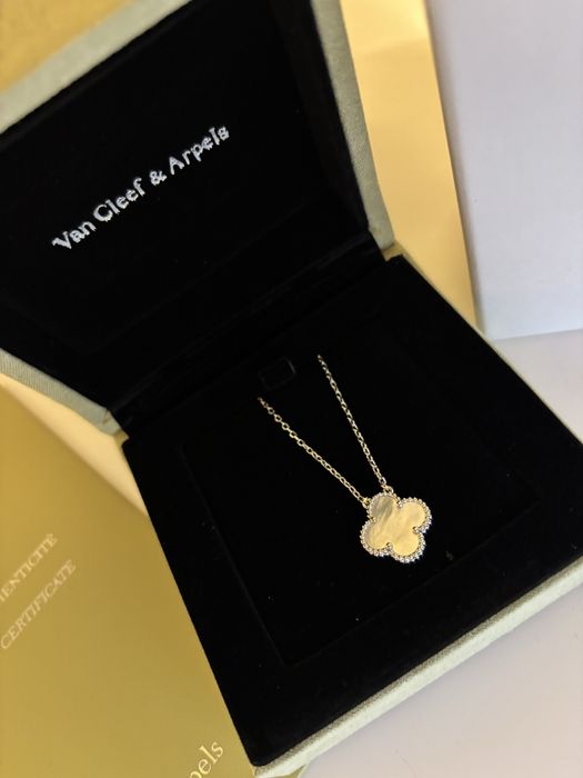 Van cleef/Колие/Ново