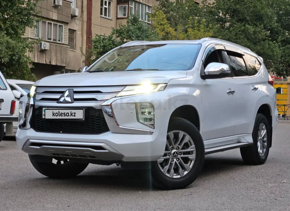 Продам зимние шины 265/60/18