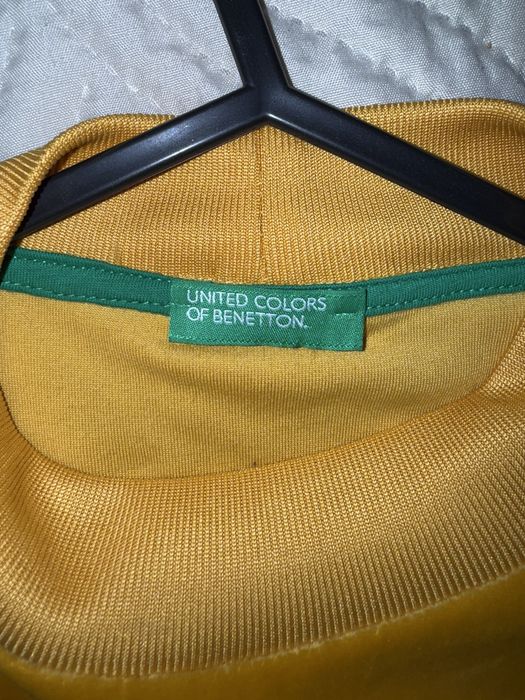 Жълта рокля Benetton