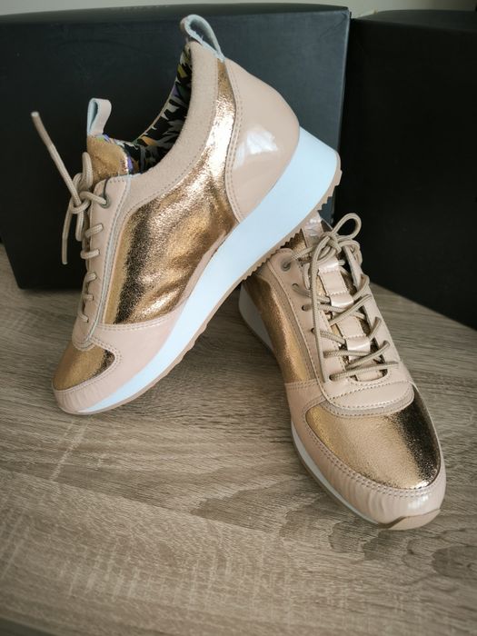 Нови маратонки / сникърси Cruyff 39 номер